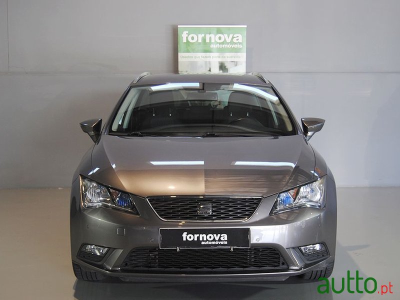 2014' SEAT Leon-St photo #2