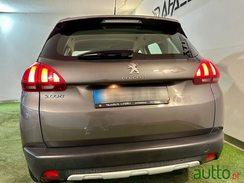 2019' Peugeot 2008 photo #6