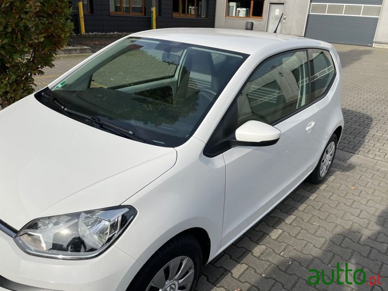 2018' Volkswagen Up photo #2