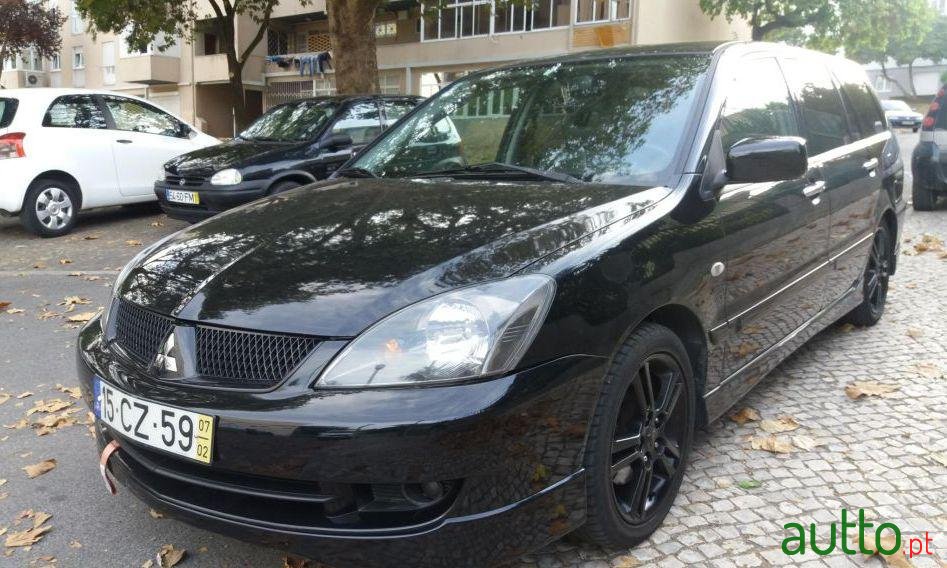 2007' Mitsubishi Lancer Sw photo #2