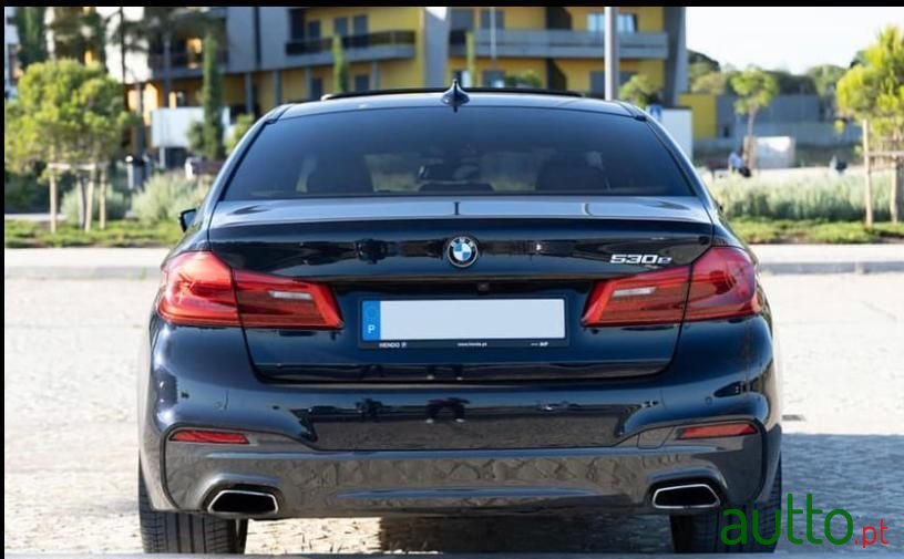 2017' BMW 530 photo #3