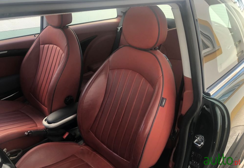 2009' MINI Cooper D 3 Portas photo #4