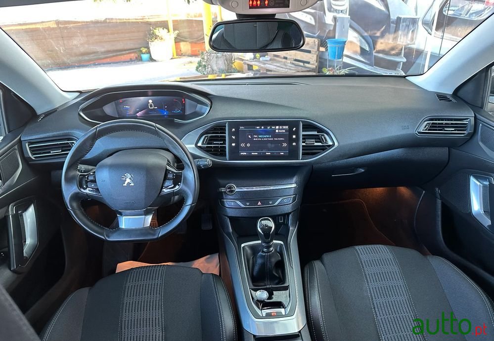 2020' Peugeot 308 Sw photo #4