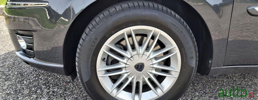 2009' Lancia Musa photo #4