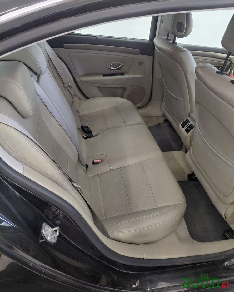 2007' Renault Laguna 2.0 Dci Dynamique photo #5
