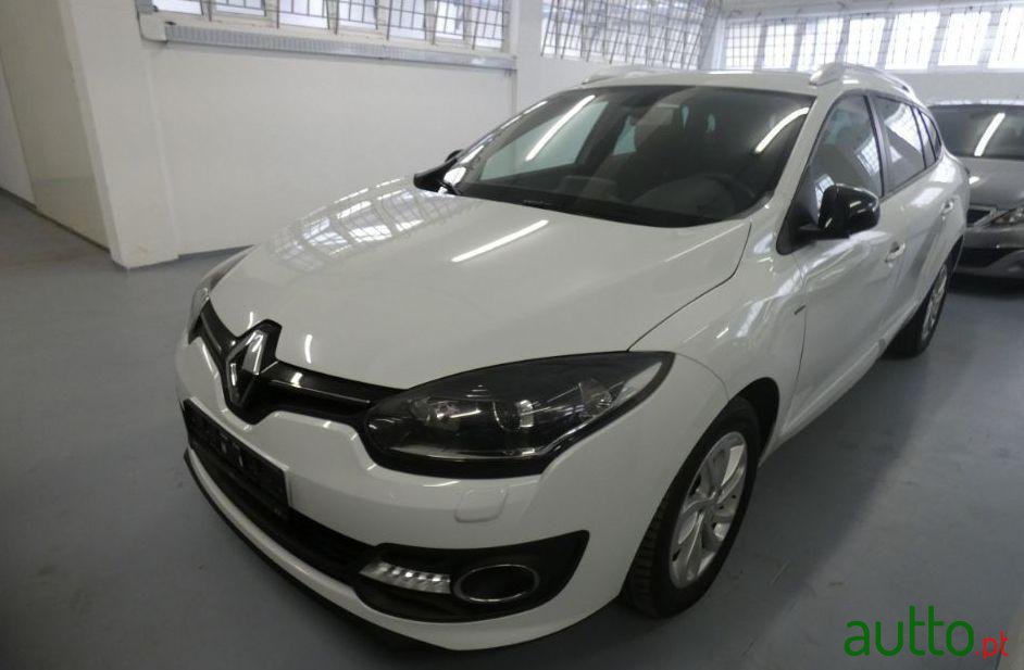 2015' Renault Megane Sport Tourer photo #3