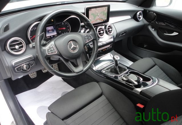 2016' Mercedes-Benz C-200 photo #5