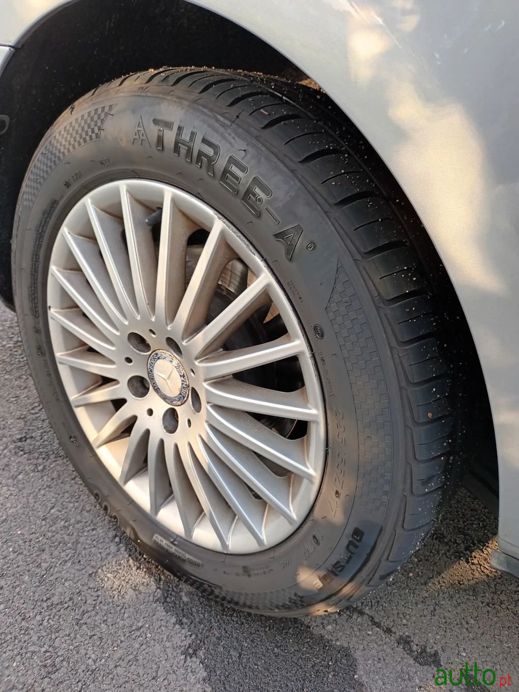 2014' Mercedes-Benz V-220 photo #6