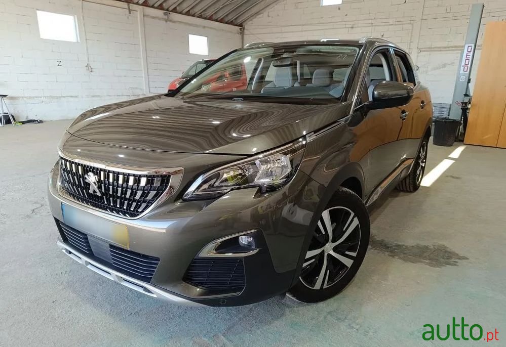 2019' Peugeot 3008 photo #1