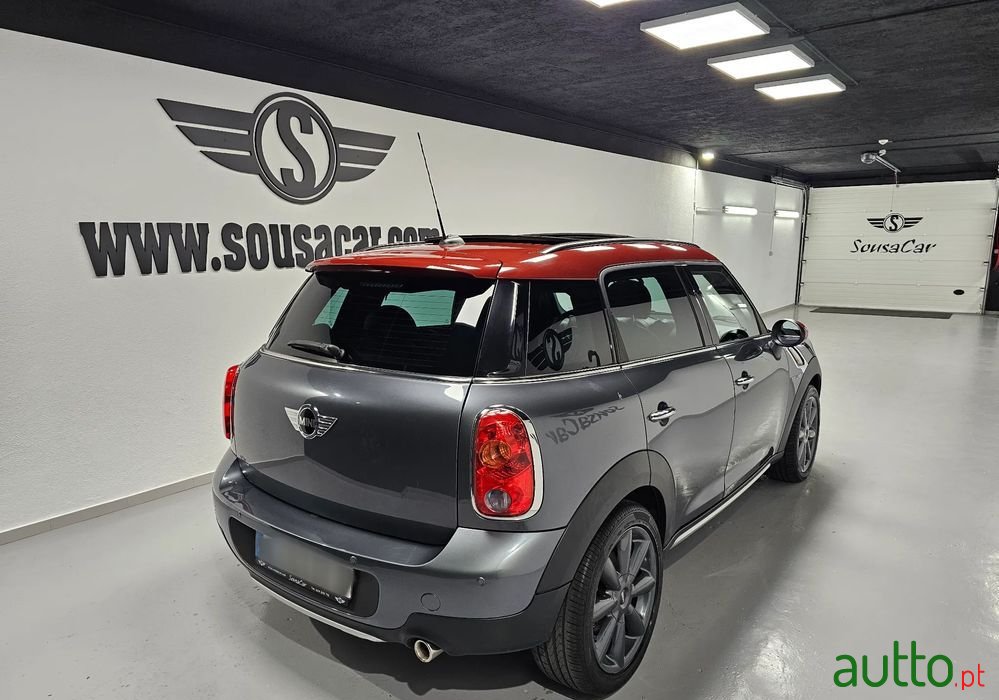 2016' MINI Countryman Cooper D photo #5