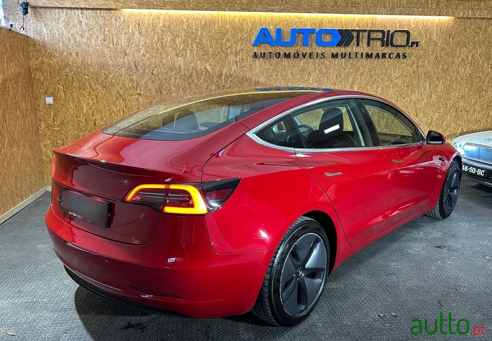 2019' Tesla Model 3 photo #2