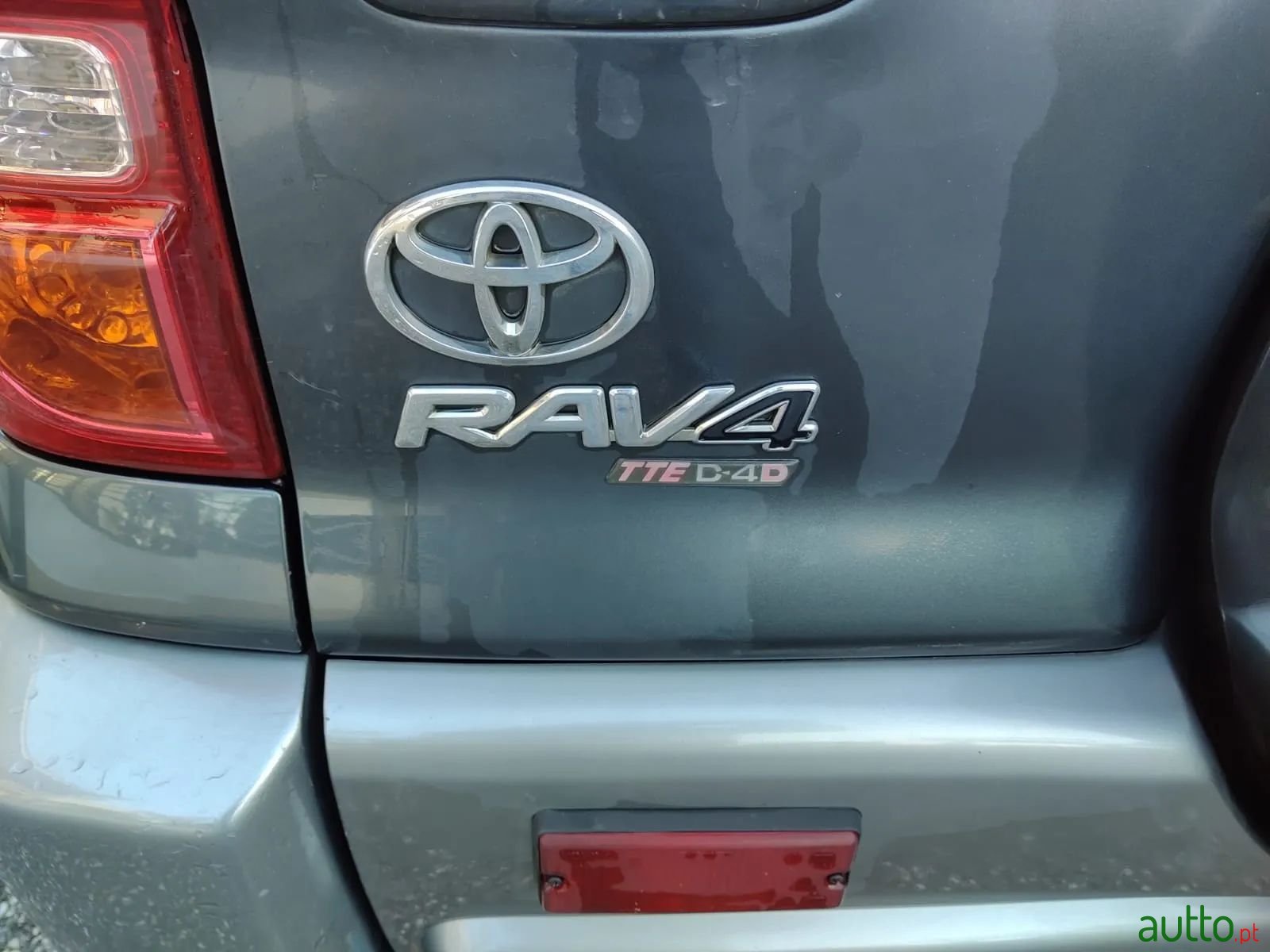 2005' Toyota RAV4 photo #4