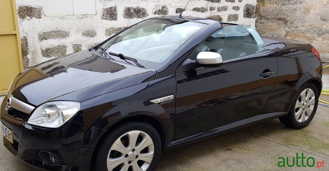 2008' Opel Tigra Twintop Nacional photo #4