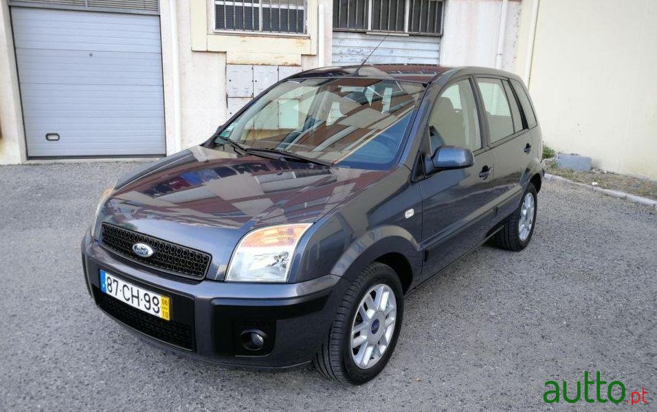 2006' Ford Fusion photo #1