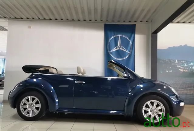 2005' Volkswagen New Beetle 1.4 Top photo #6