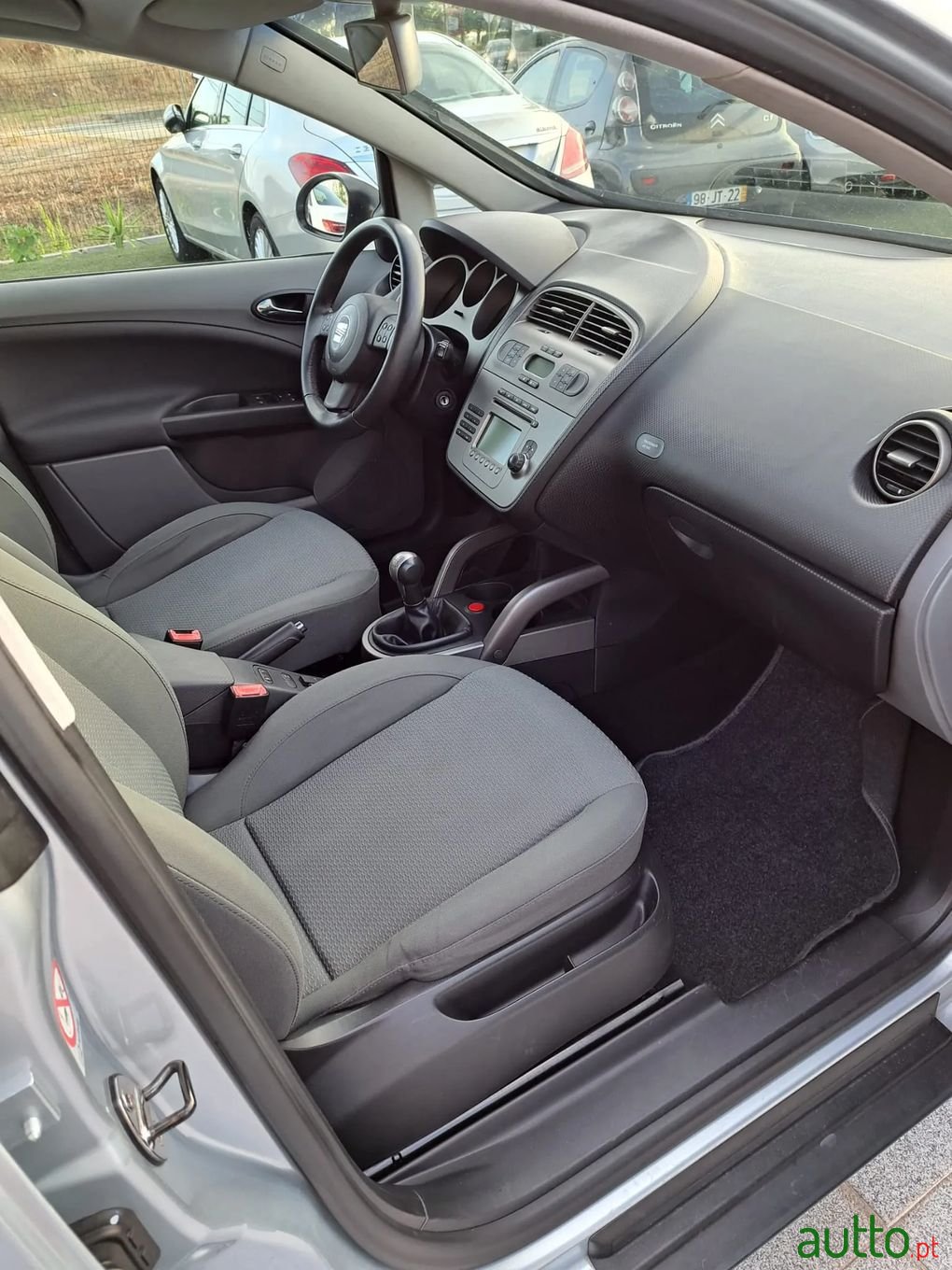 2006' SEAT Toledo photo #5