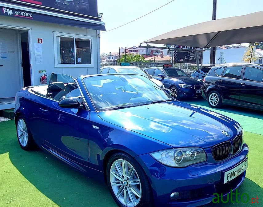 2009' BMW 123 photo #2