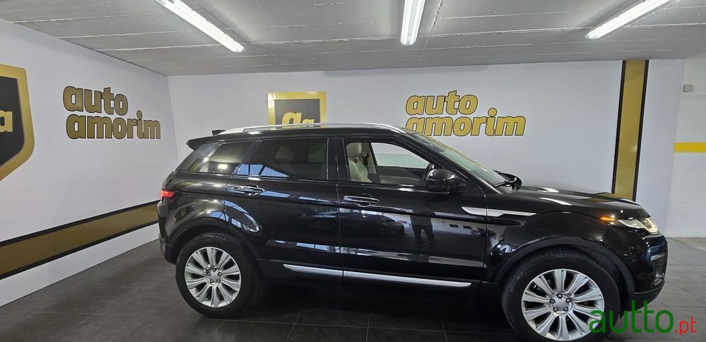 2017' Land Rover Range Rover Evoque photo #2