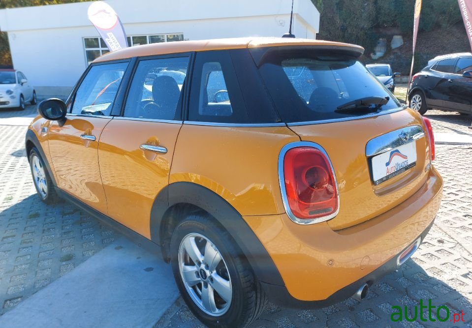 2015' MINI One photo #3