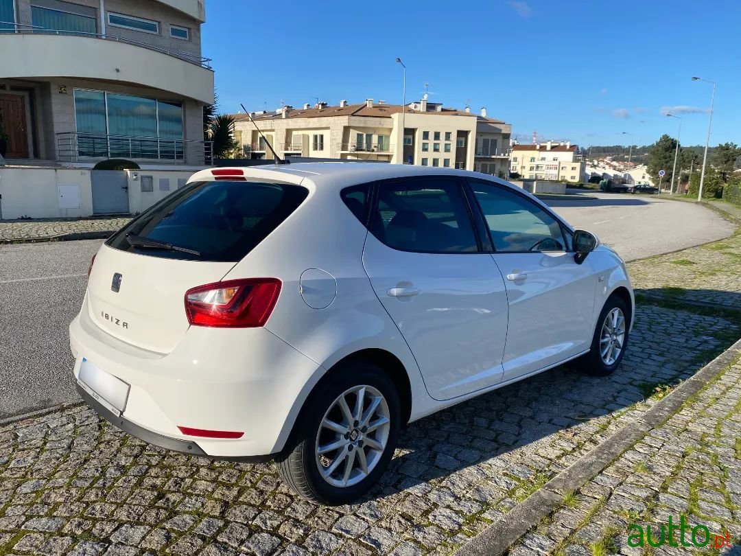 2016' SEAT Ibiza photo #3