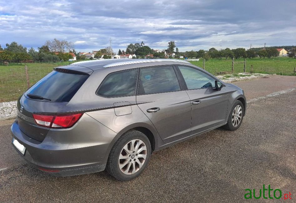 2014' SEAT Leon St photo #5