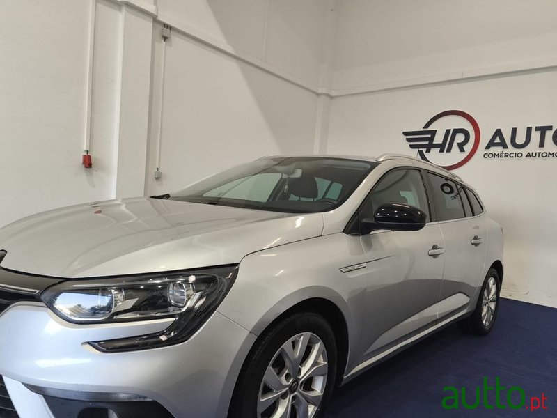 2019' Renault Mégane Sport Tourer photo #6