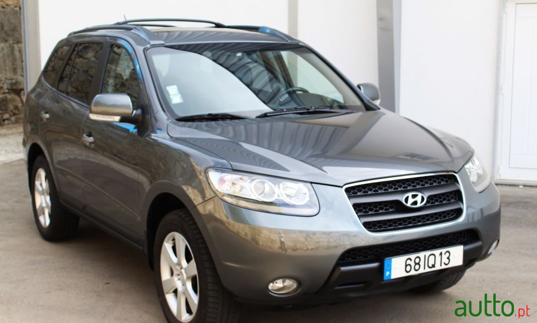 2010' Hyundai Santa Fe photo #5