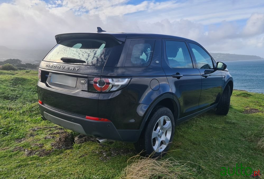 2016' Land Rover Discovery Sport 2.0 Ed4 Hse photo #4