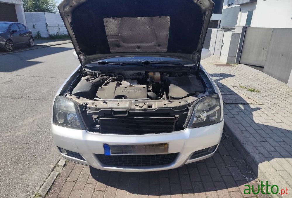 2003' Opel Vectra Gts 2.2 Dti photo #4