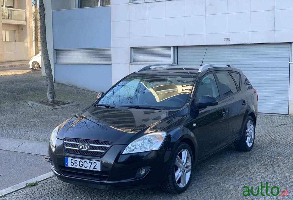 2008' Kia Ceed Sw photo #1
