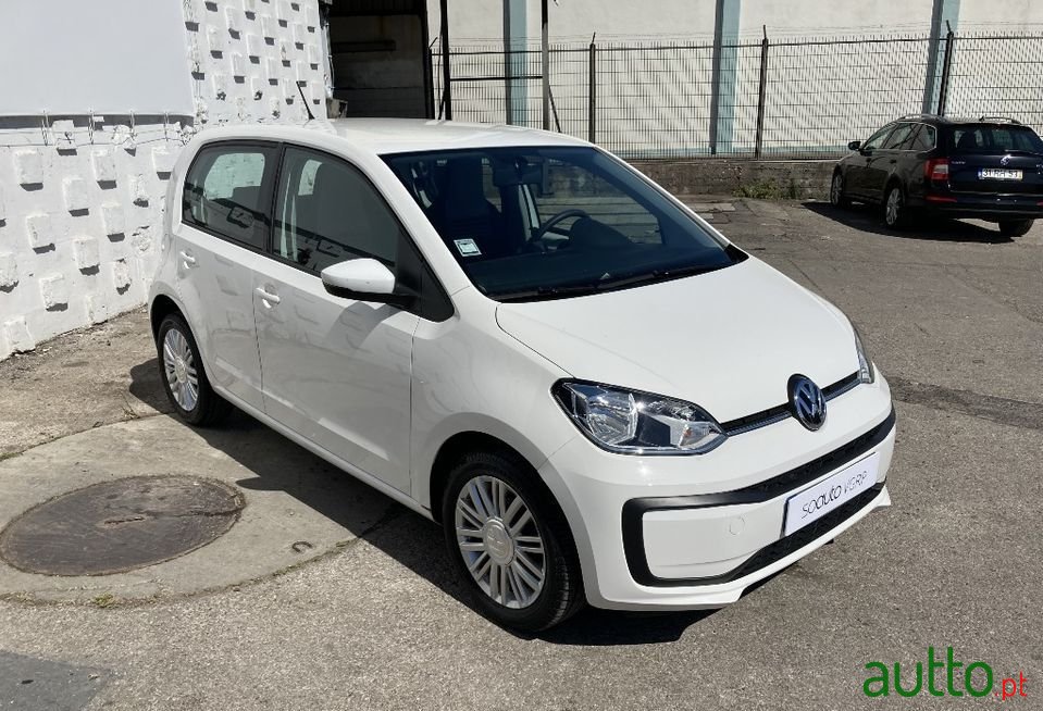 2017' Volkswagen Up photo #2