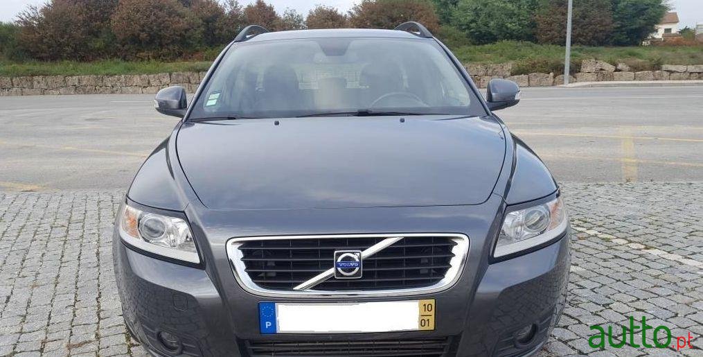 2010' Volvo V50 photo #1