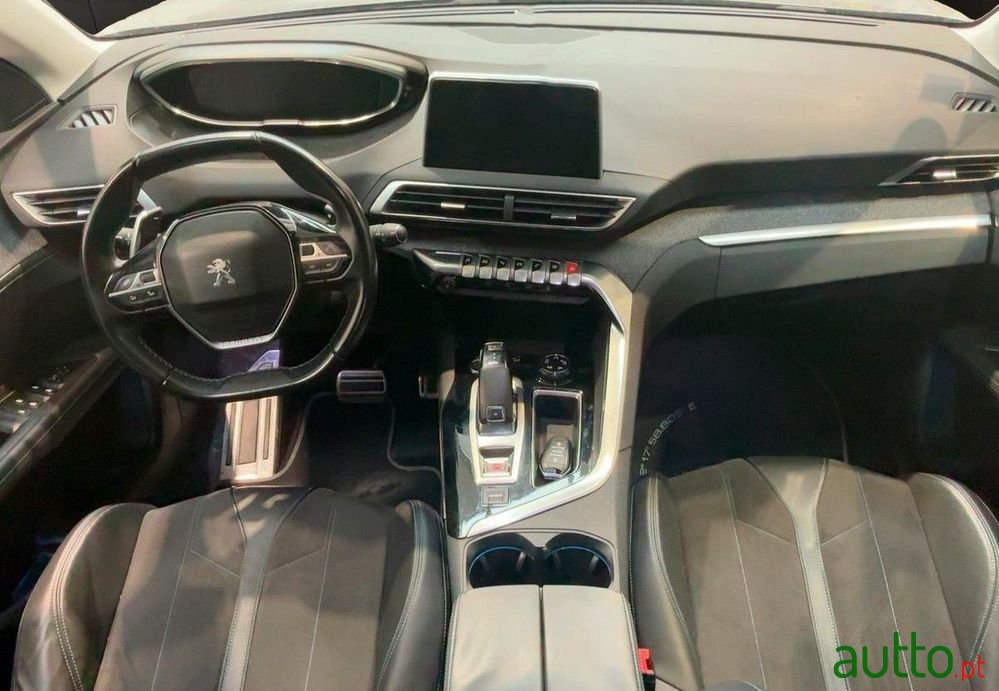 2018' Peugeot 3008 photo #3