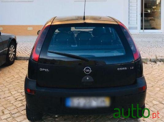 2002' Opel Corsa Confort photo #1