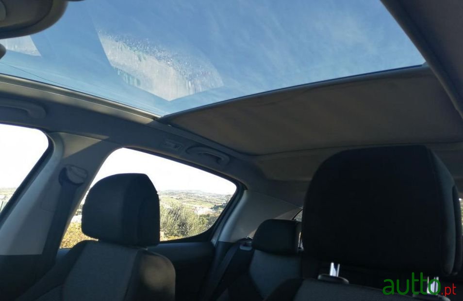 2007' Peugeot 308 Sport photo #5