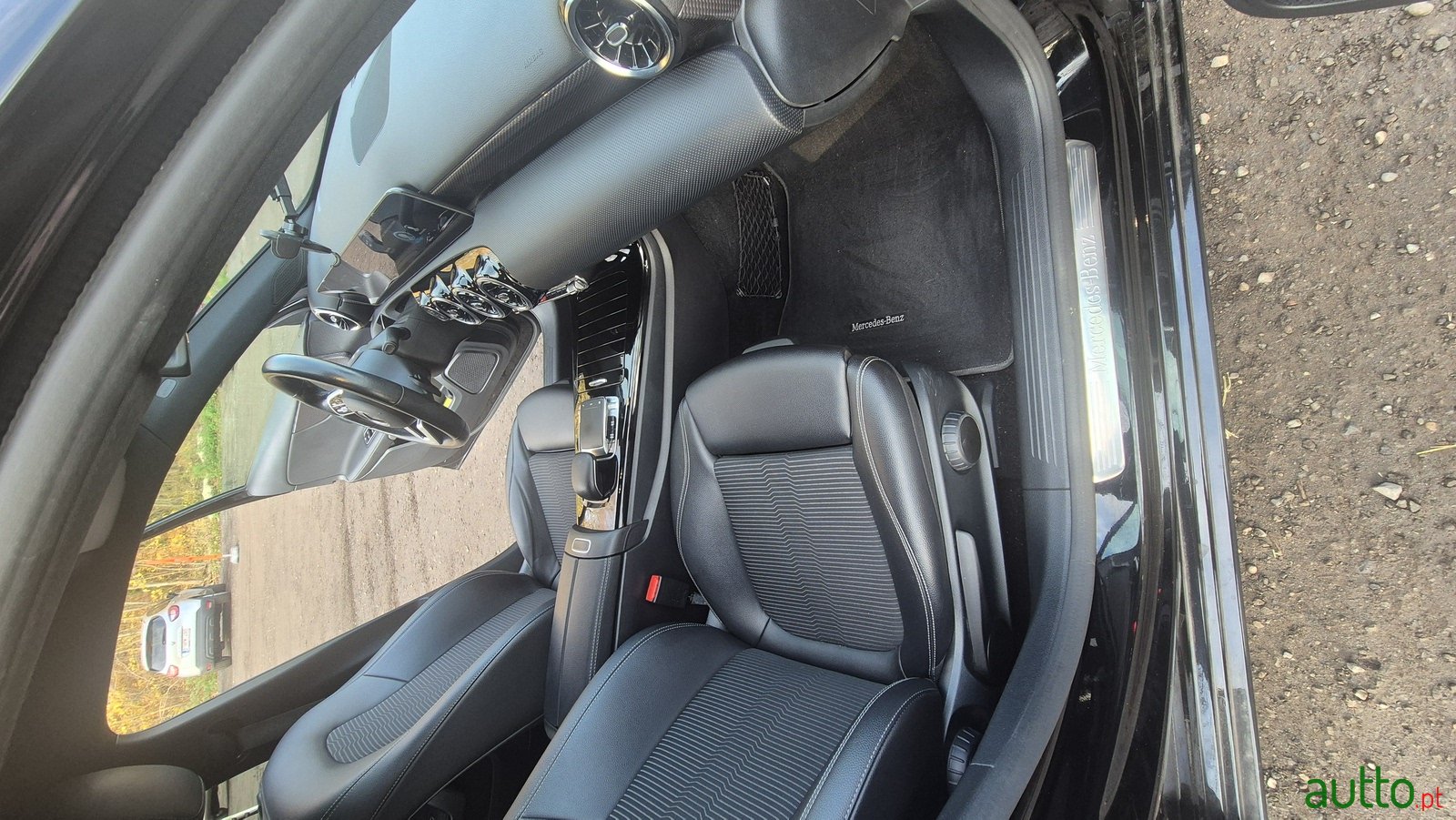 2018' Mercedes-Benz A 180 photo #6