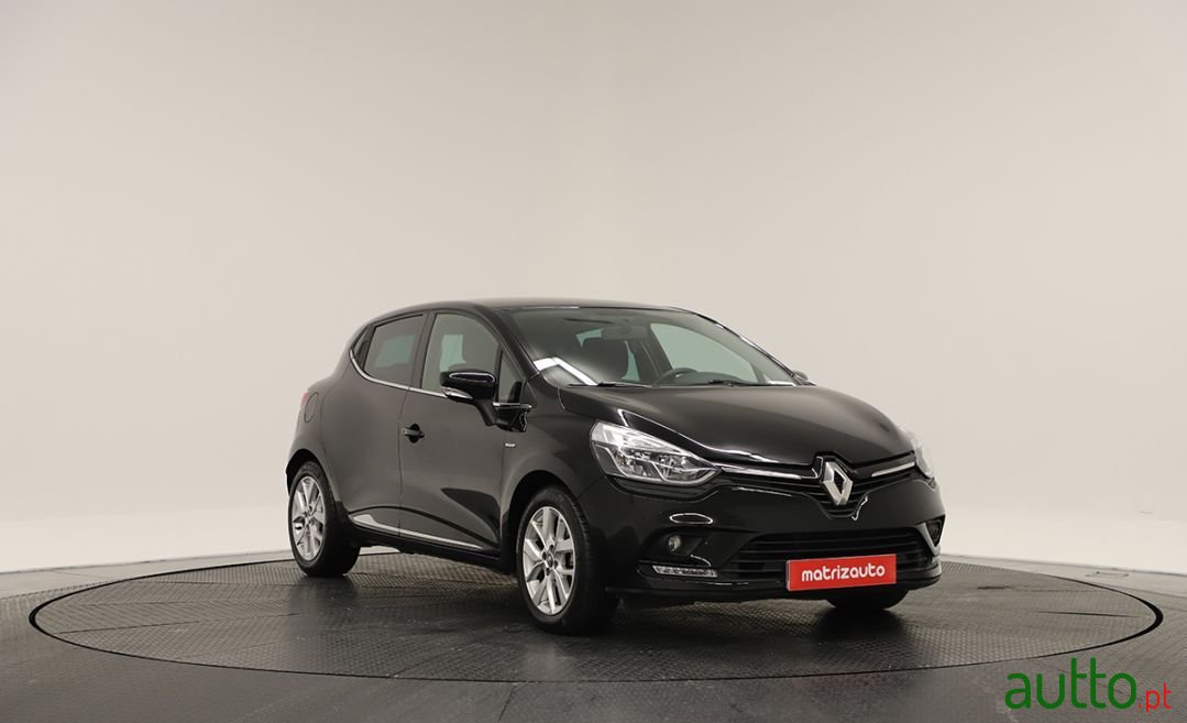 2018' Renault Clio photo #1