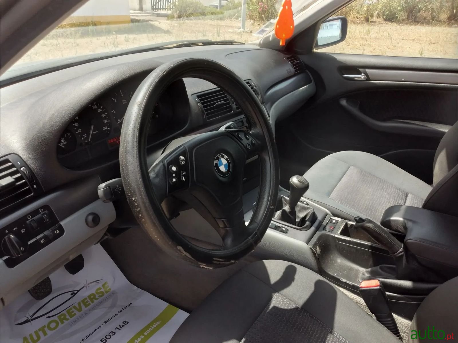 2000' BMW 320 photo #4