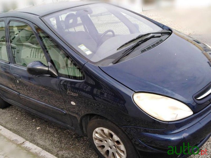 2002' Citroen Xsara Picasso 1.6 photo #1