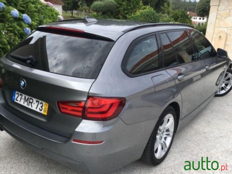 2011' BMW 520 D Touring Pack M Original photo #1