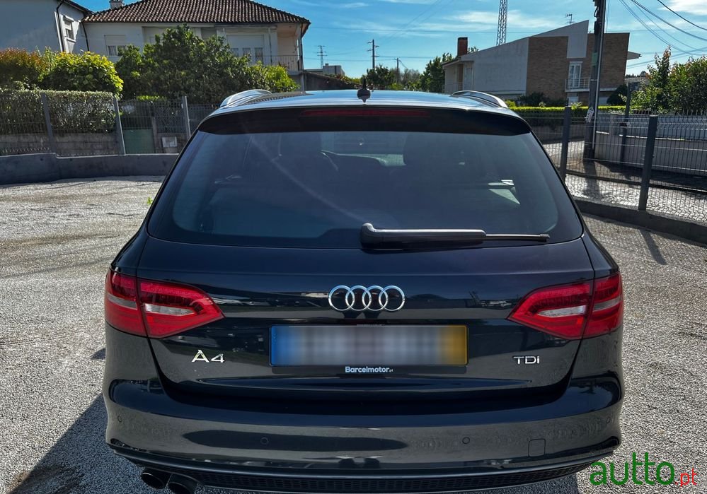 2013' Audi A4 Avant photo #5