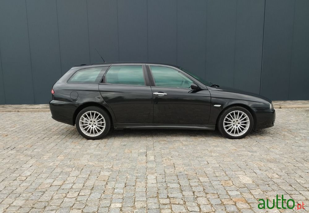 2005' Alfa Romeo 156 Sportwagon photo #3