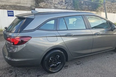 2018' Opel Astra Sports Tourer