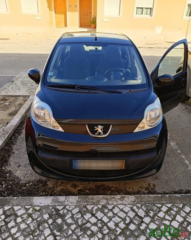 2008' Peugeot 107 photo #3