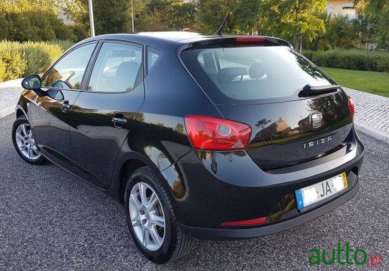 2010' SEAT Ibiza 1.2I Style photo #3