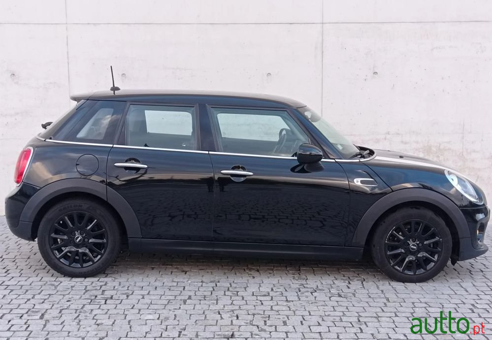 2018' MINI One 5 Portas photo #3