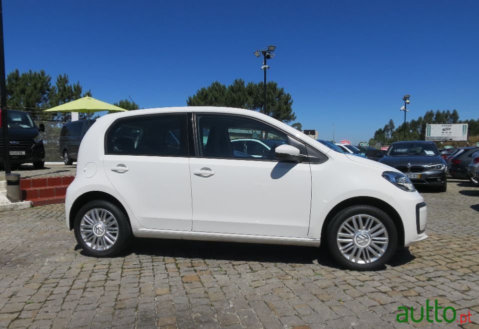 2018' Volkswagen Up photo #4