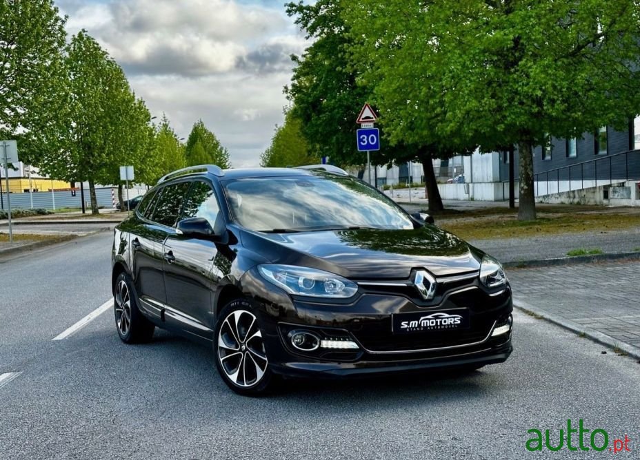 2014' Renault Megane Sport Tourer photo #1