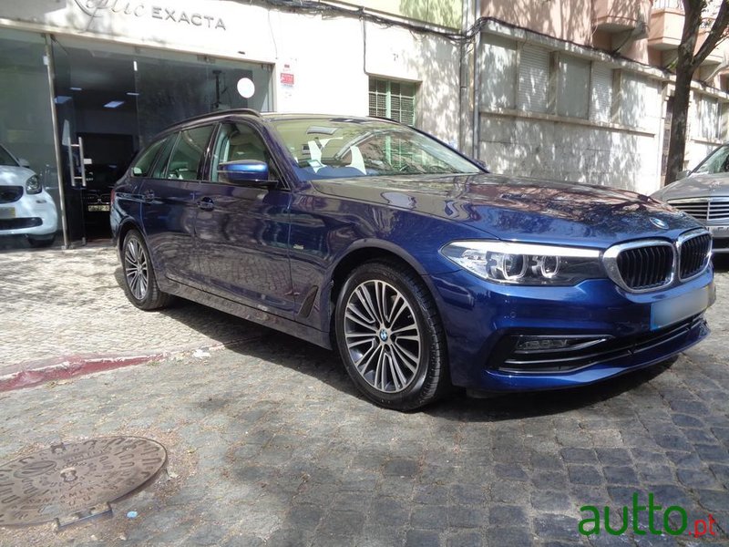 2018' BMW 520 D Line Sport Auto photo #4