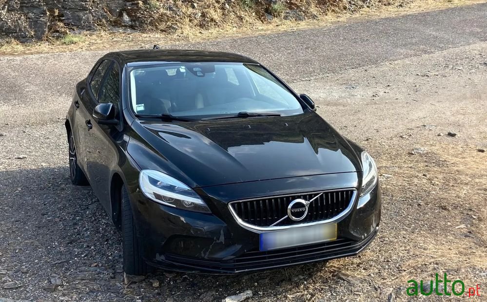 2016' Volvo V40 photo #4
